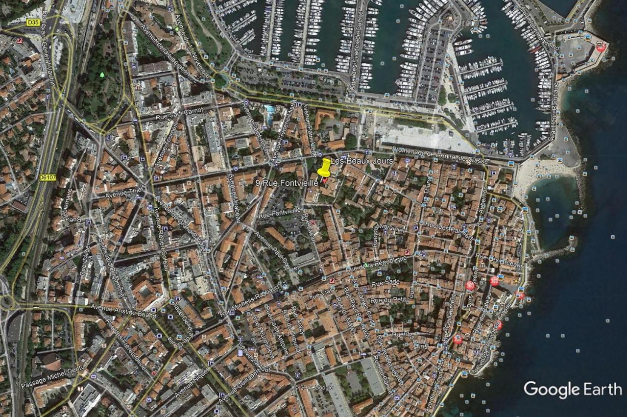 2 Pieces Climatise Avec Balcon Dans Le Vieil Antibes, Avec Ascenseur Appartement Antibes