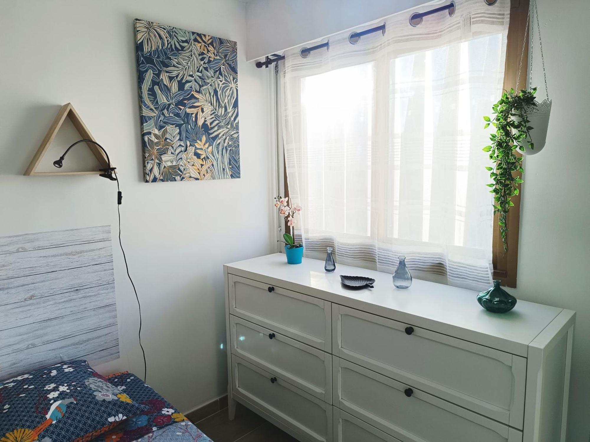 2 Pieces Climatise Avec Balcon Dans Le Vieil Antibes, Avec Ascenseur Appartement Antibes